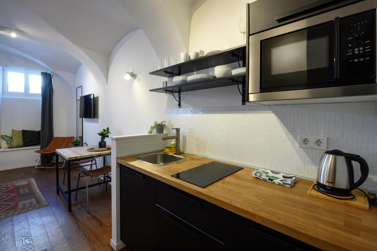 Swanky Old Town Apartment Zágráb Kültér fotó